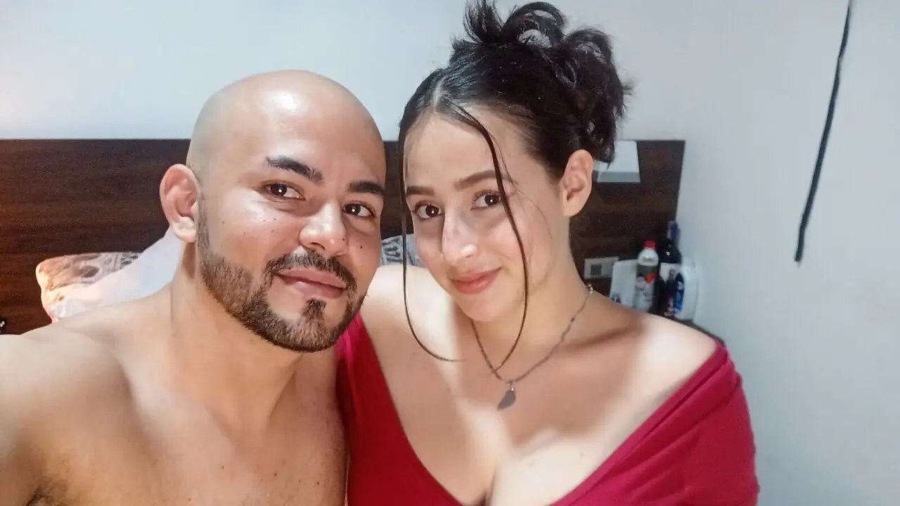 EsperanzaAndNacho Cumshow Vip