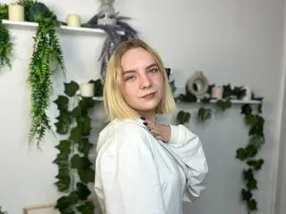 LoraEmberton Cumshow Vip