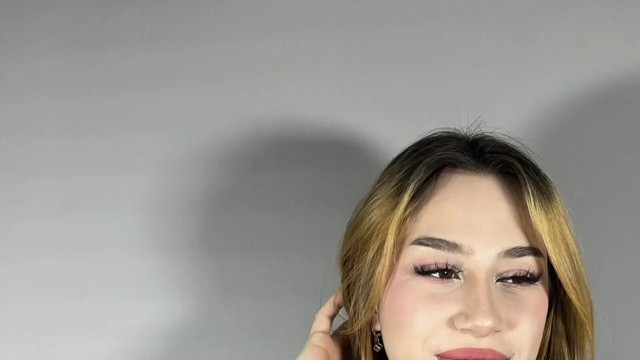 MaxineEmily Cumshow Vip