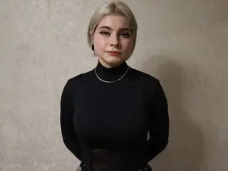 NikaRocks Cumshow Vip