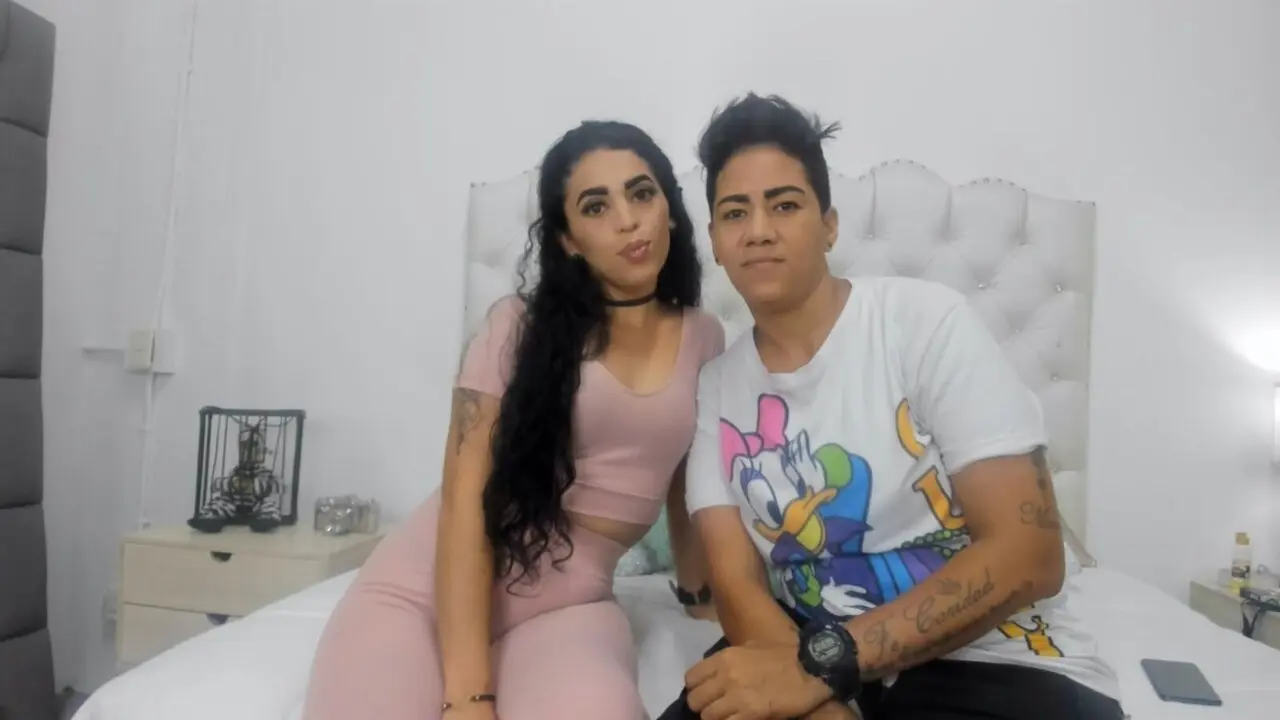 LupeAndJulia Cumshow Vip