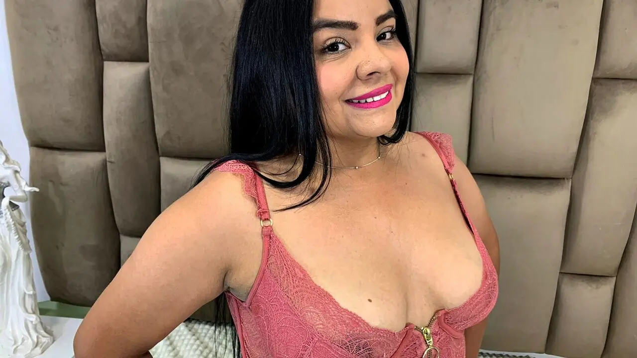 LinaMenoti Cumshow Vip