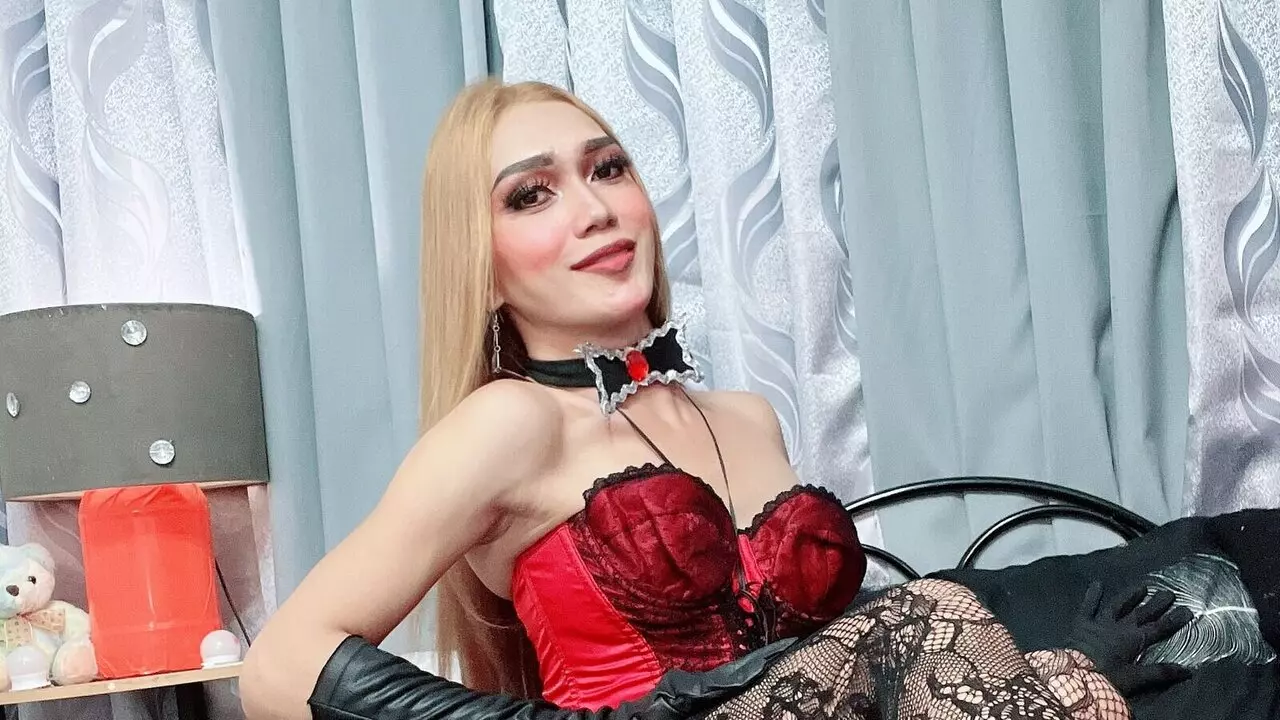 MistyCole Cumshow Vip